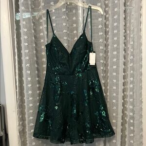 Elegant Green Sequin Dress